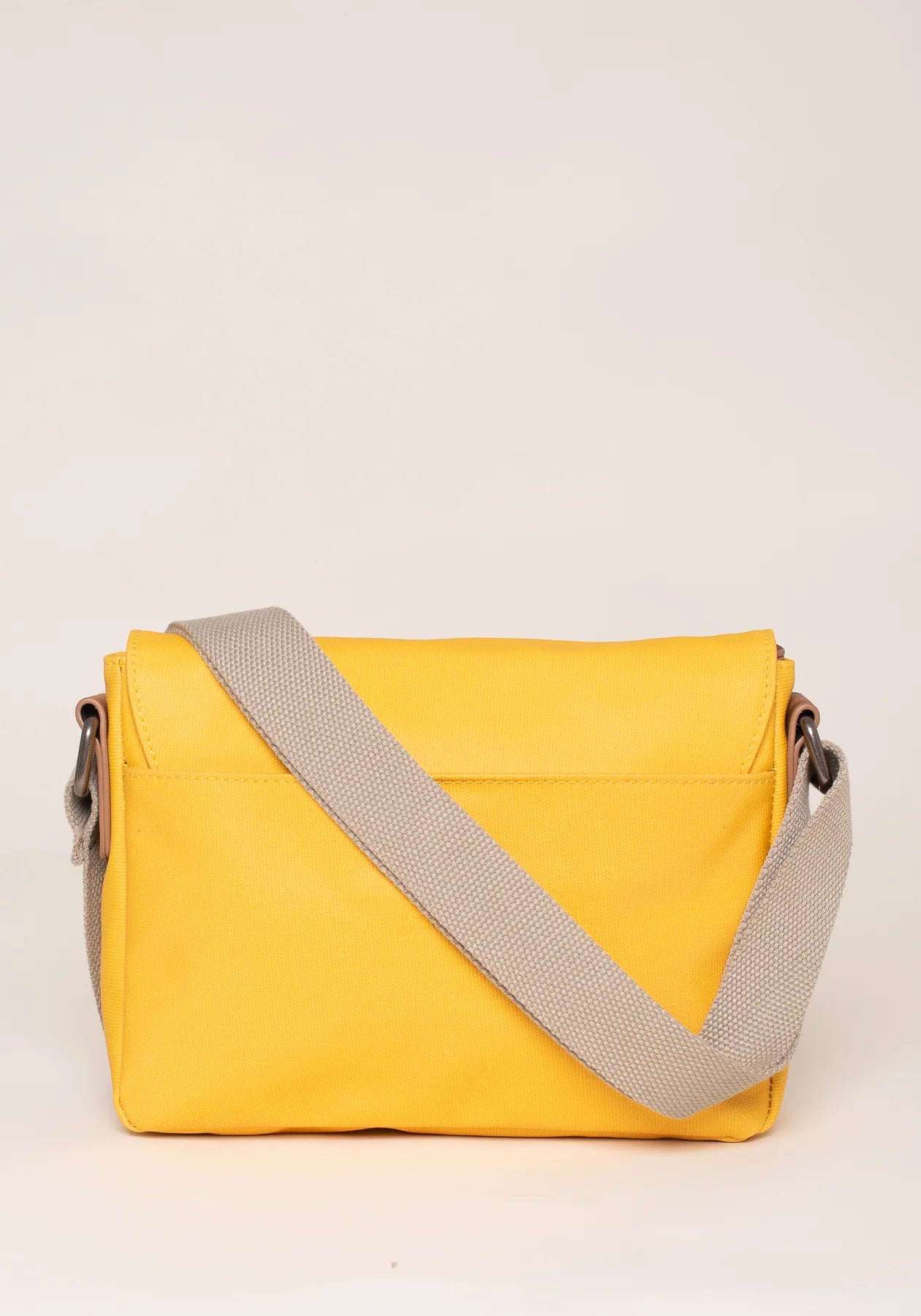 BRAKEBURN YELLOW ROO POUCH CROSS BODY BAG (SS21)