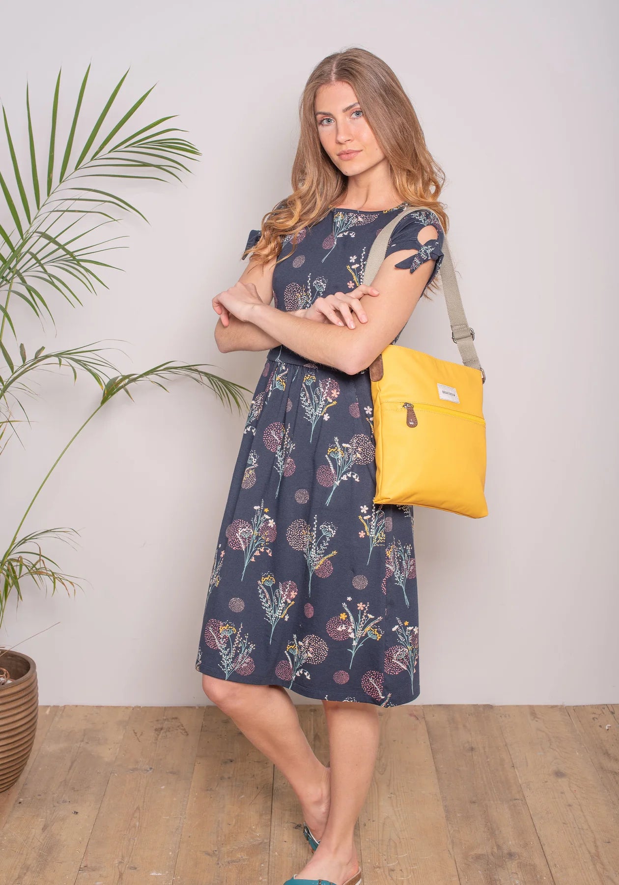 BRAKEBURN YELLOW CROSS BODY BAG